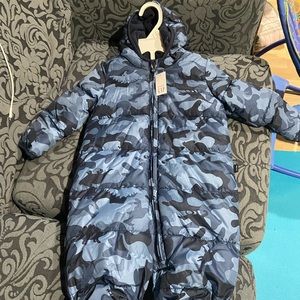 Brand new never worn baby gap winter suite